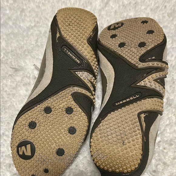 Merrell Women's Sneakers in Beige and Olive - Picture 3 of 10